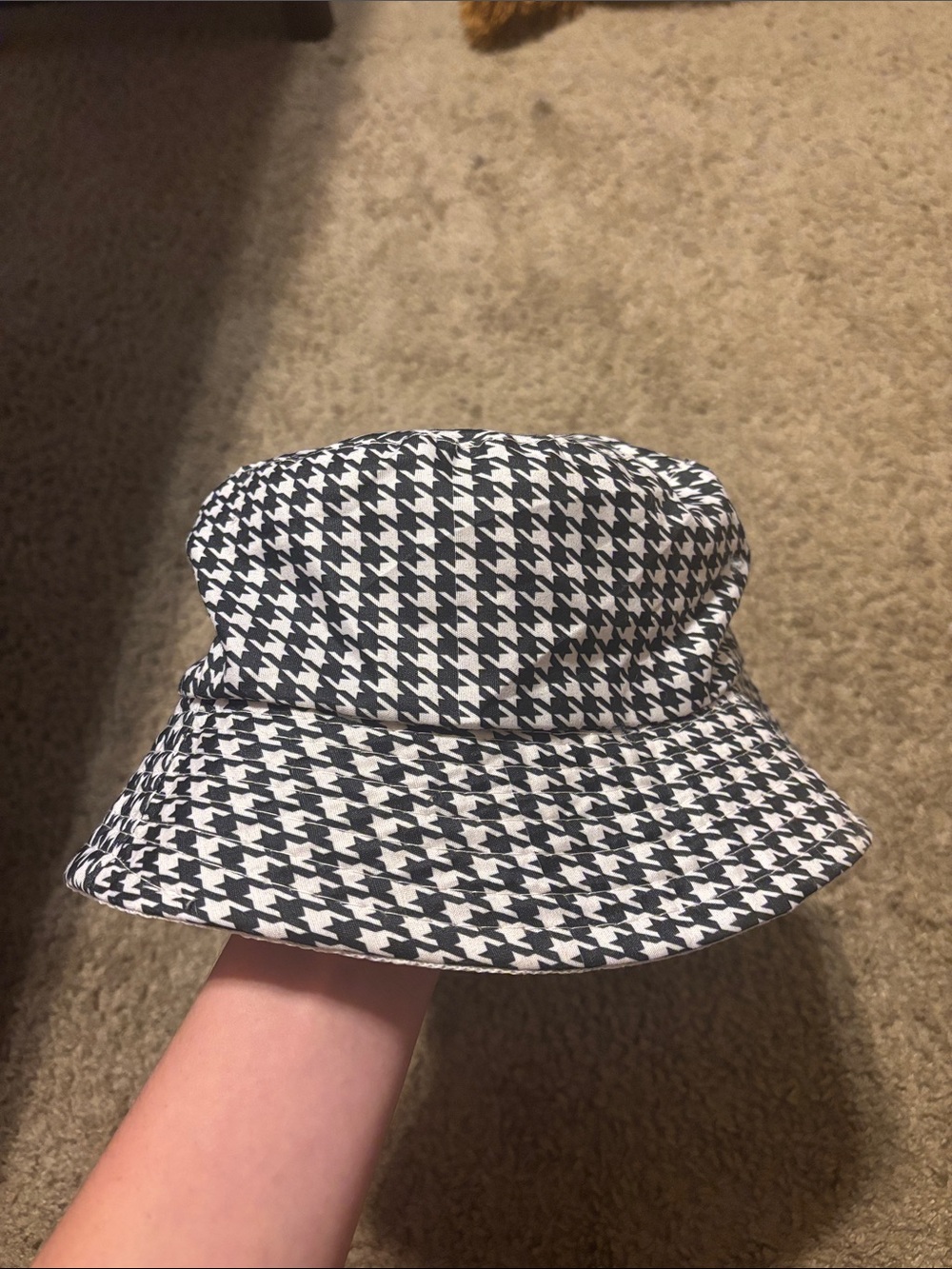 Houndstooth Bucket Hat - Black & White